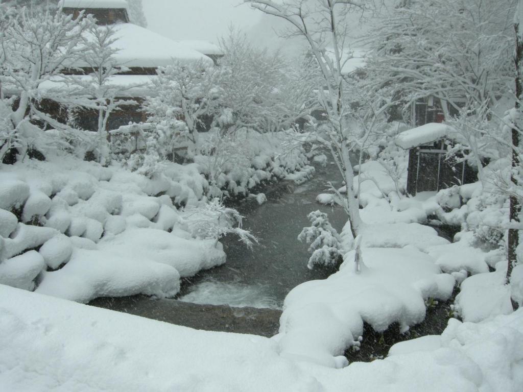 Houshi Onsen Chojukan Minakami Exteriör bild
